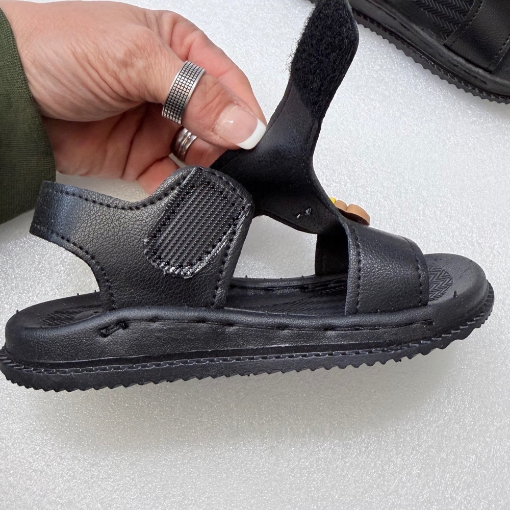 NIB Kids Black Teddy Bear Smile Sandals Hook Loop Closure Sz 7 Toddler - Picture 4 of 10